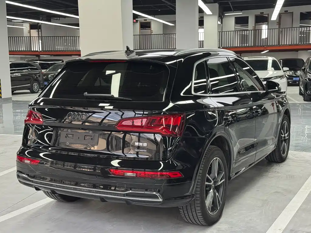 Audi Q5L 2020 40 TFSI Fashion