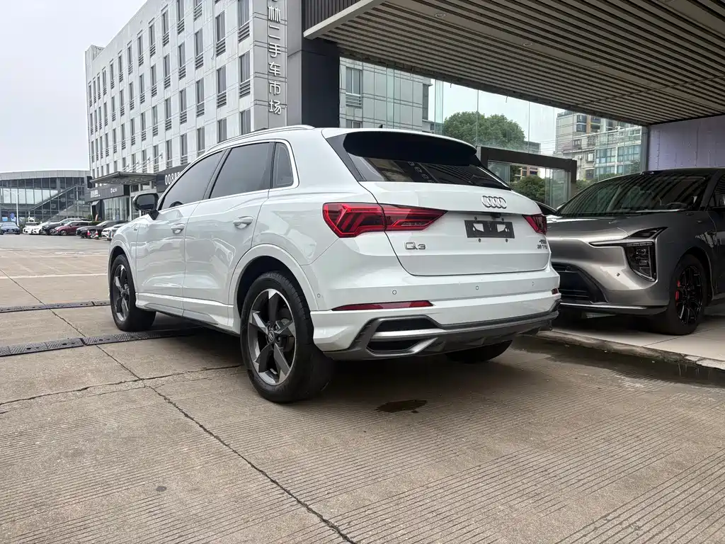 Audi Q3 — миниатюра 5