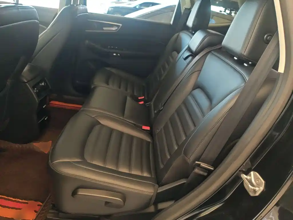 Ford Edge — миниатюра 17