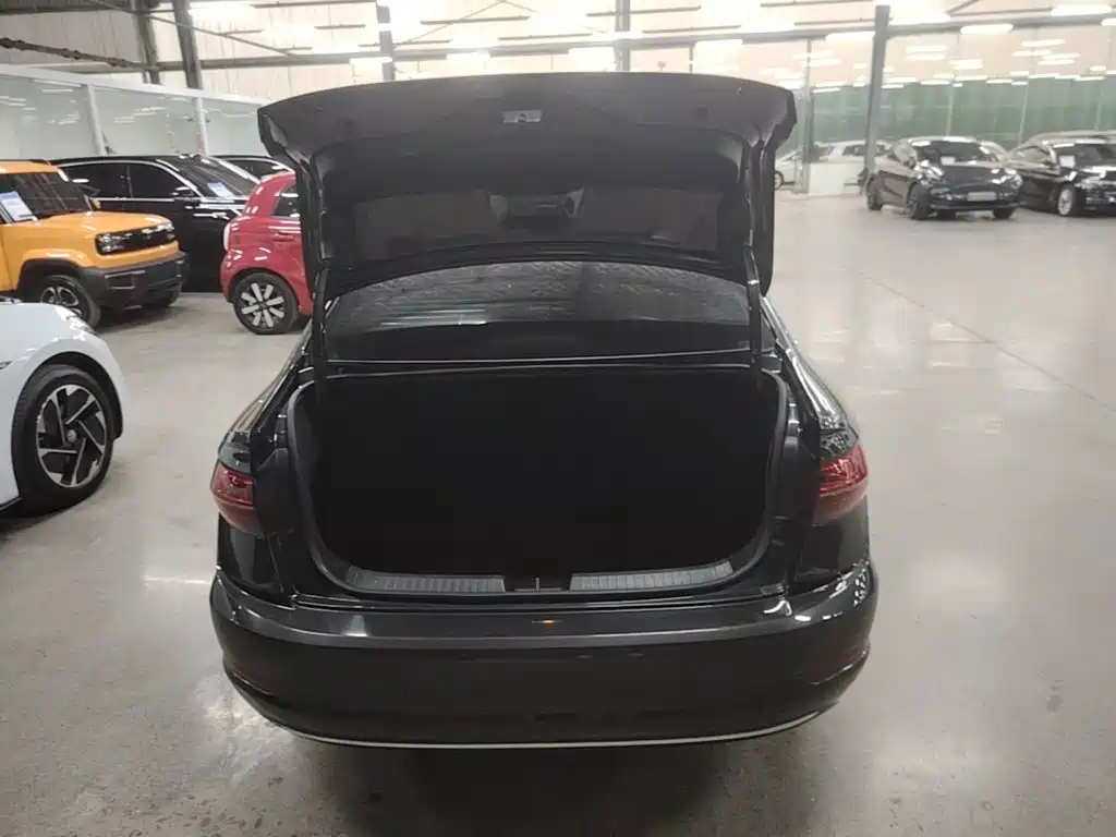 Volkswagen Sagitar — миниатюра 19