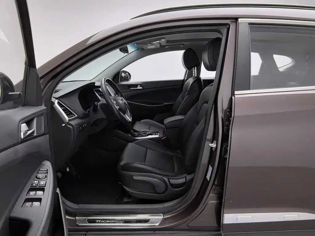 Hyundai Tucson — миниатюра 10