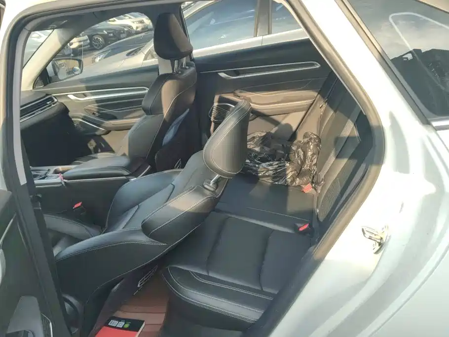 Geely Emgrand — миниатюра 11