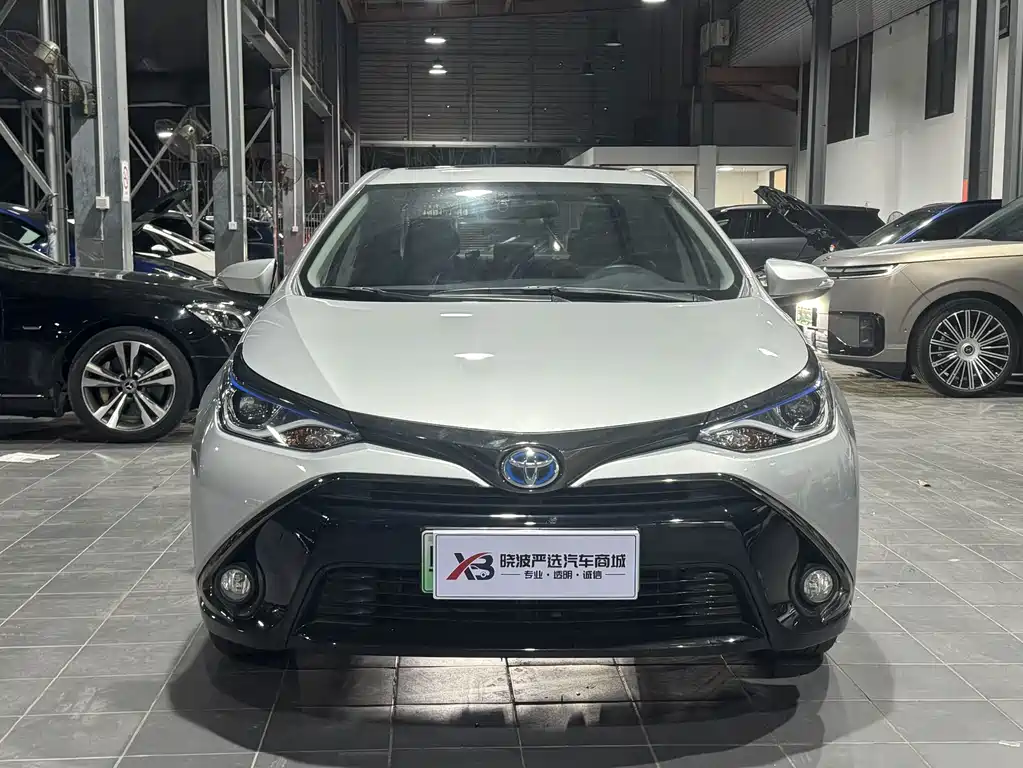 Toyota Levin Twin Engine E+ — миниатюра 2