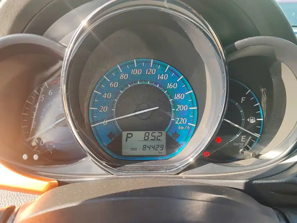 Toyota Yaris L — миниатюра 12