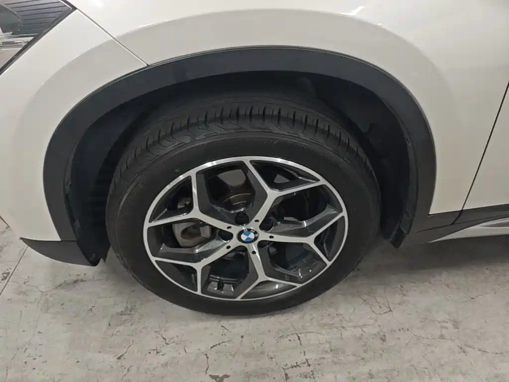 BMW X1 — миниатюра 23