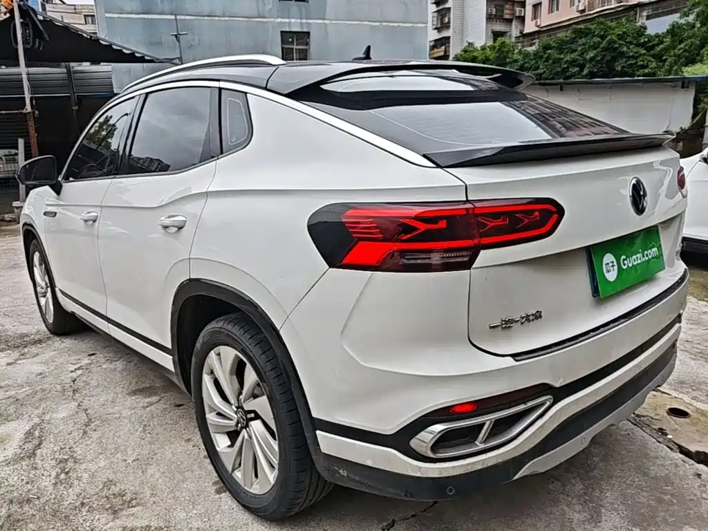 Volkswagen X — миниатюра 5