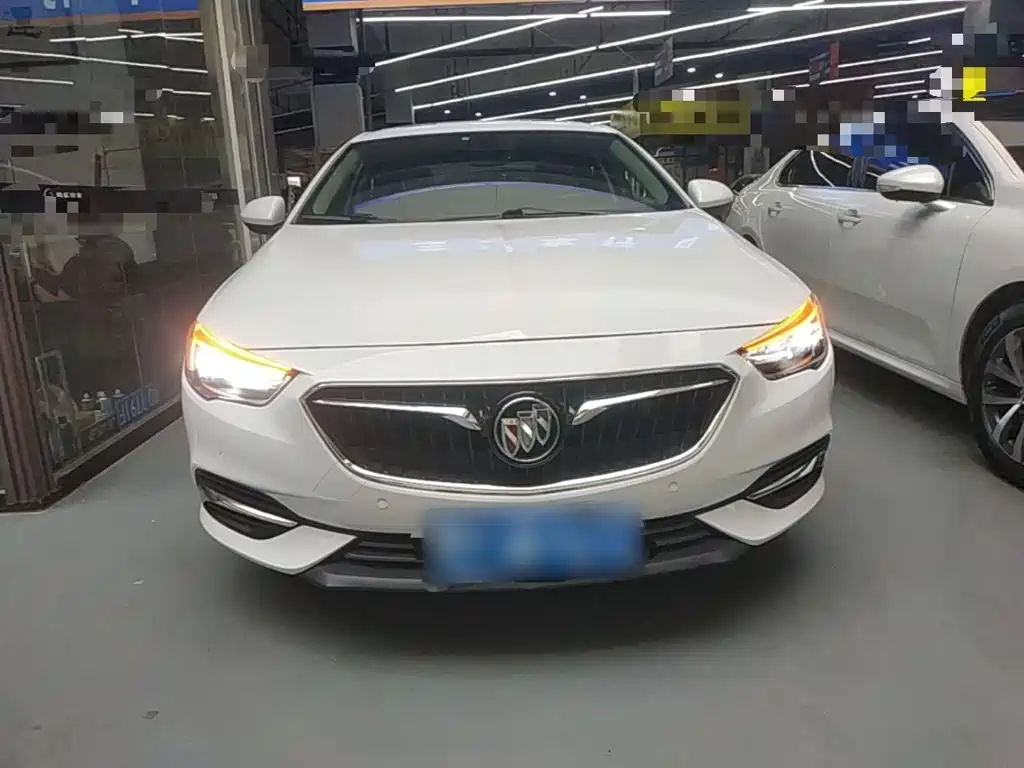 Buick Regal — миниатюра 3