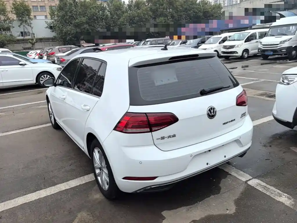 Volkswagen Golf — миниатюра 5