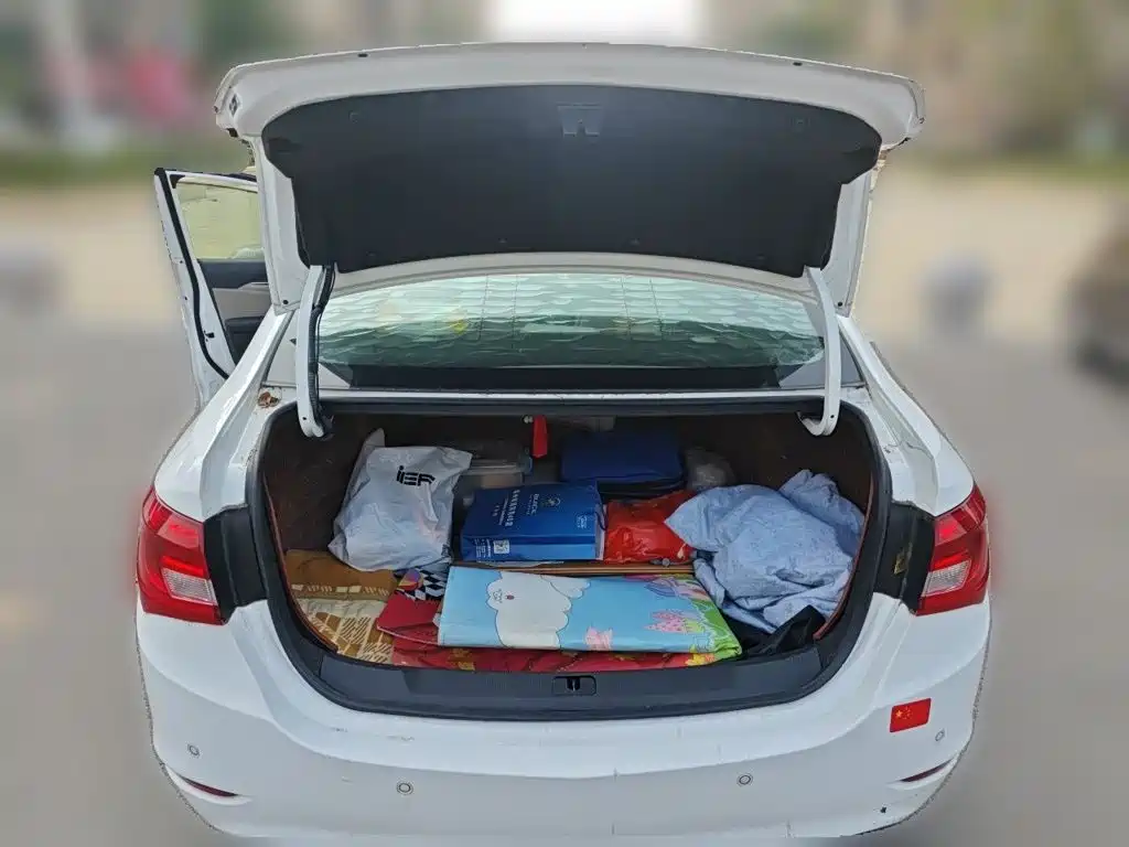 Buick Excelle — миниатюра 10