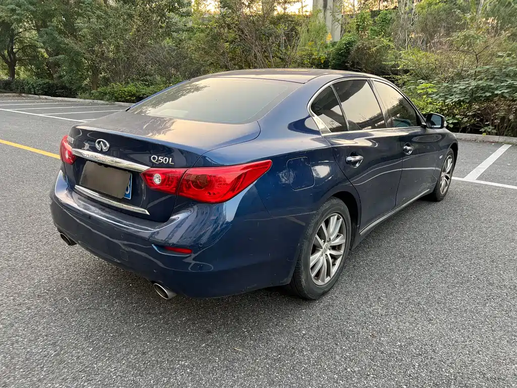 Infiniti Q50L — миниатюра 5