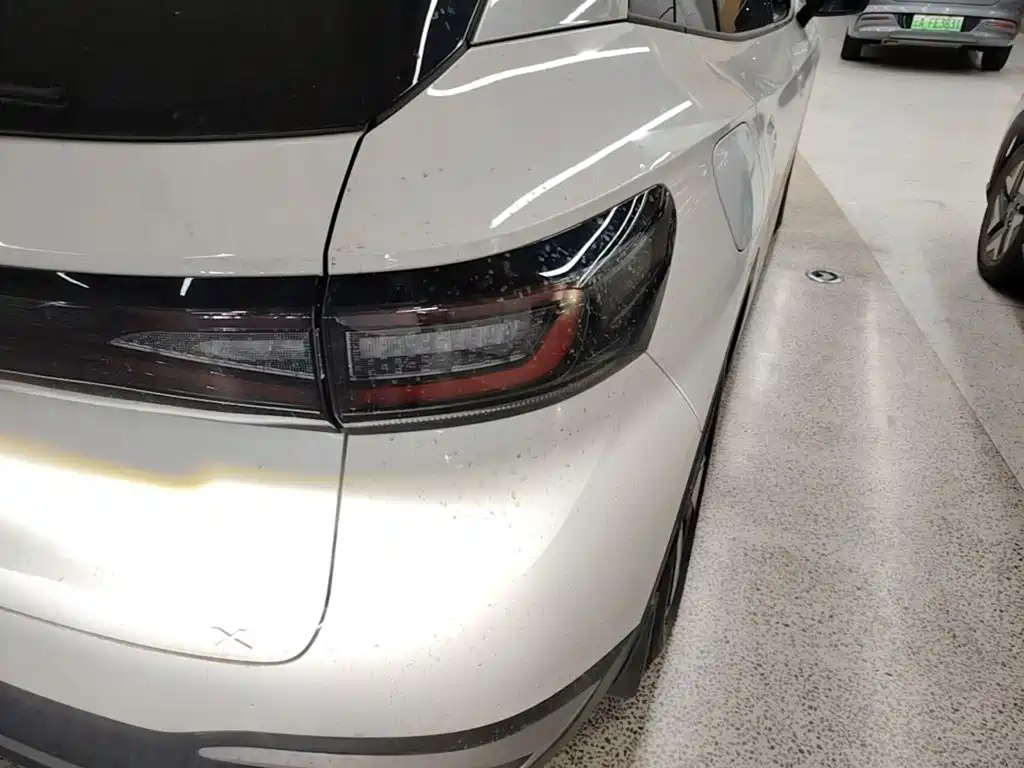 Volkswagen ID.4 X — миниатюра 8