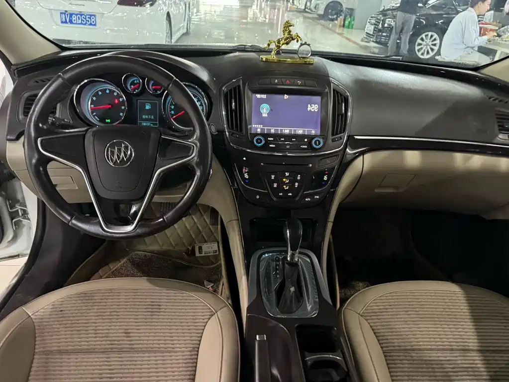 Buick Regal — миниатюра 8