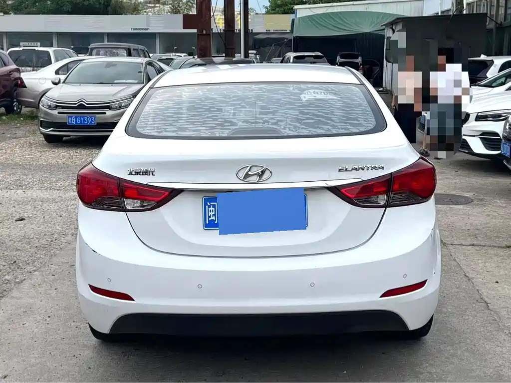 Hyundai Elantra Langdong — миниатюра 9