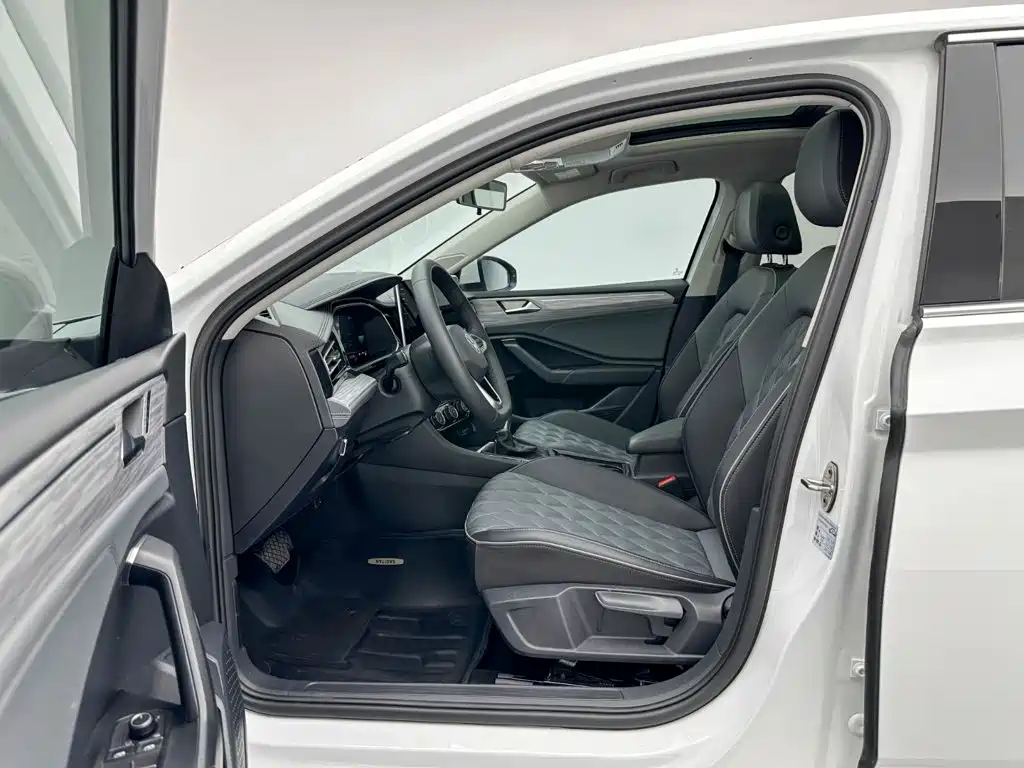 Volkswagen Sagitar — миниатюра 9