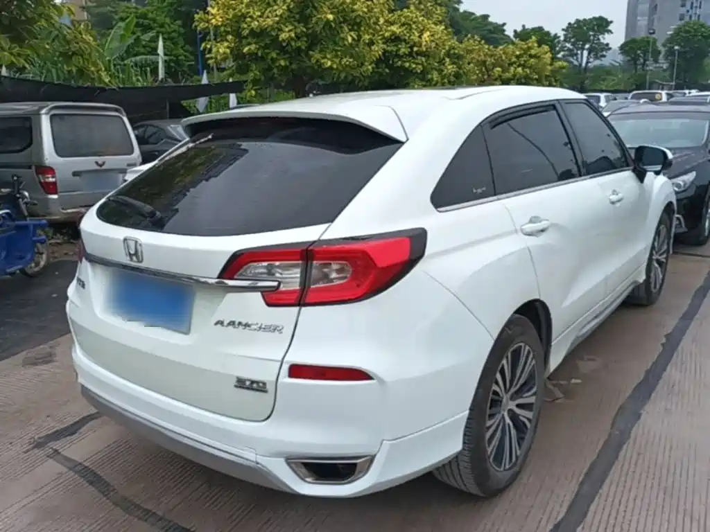 Honda Avancier — миниатюра 7