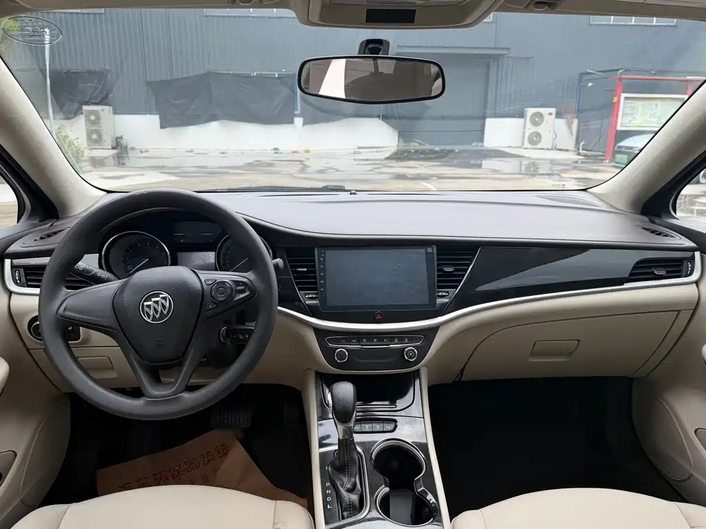Buick Verano — миниатюра 8