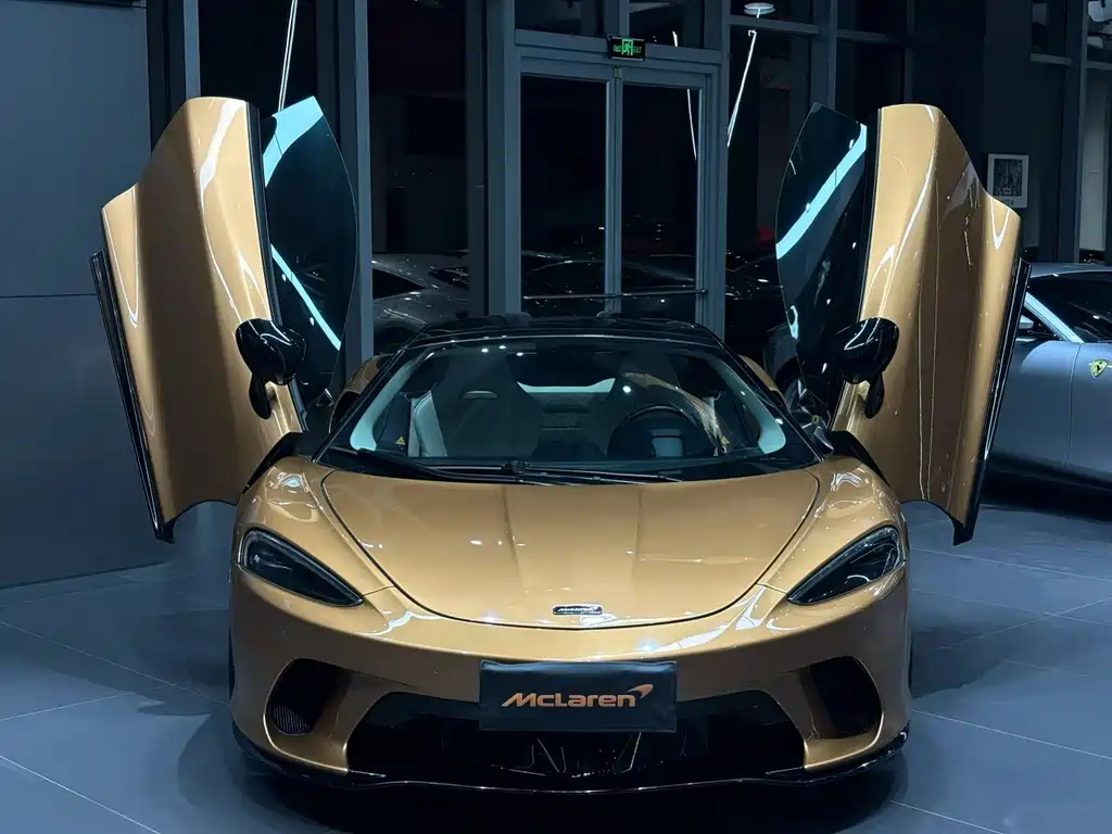 McLaren GT — миниатюра 2