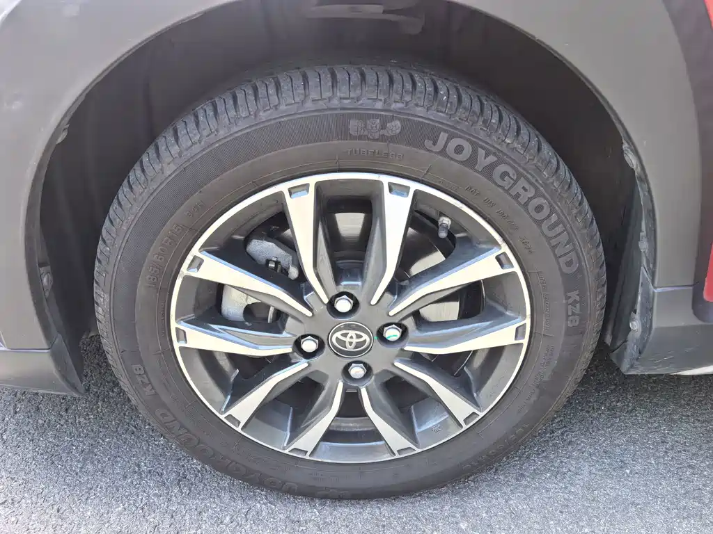 Toyota Yaris L — миниатюра 14
