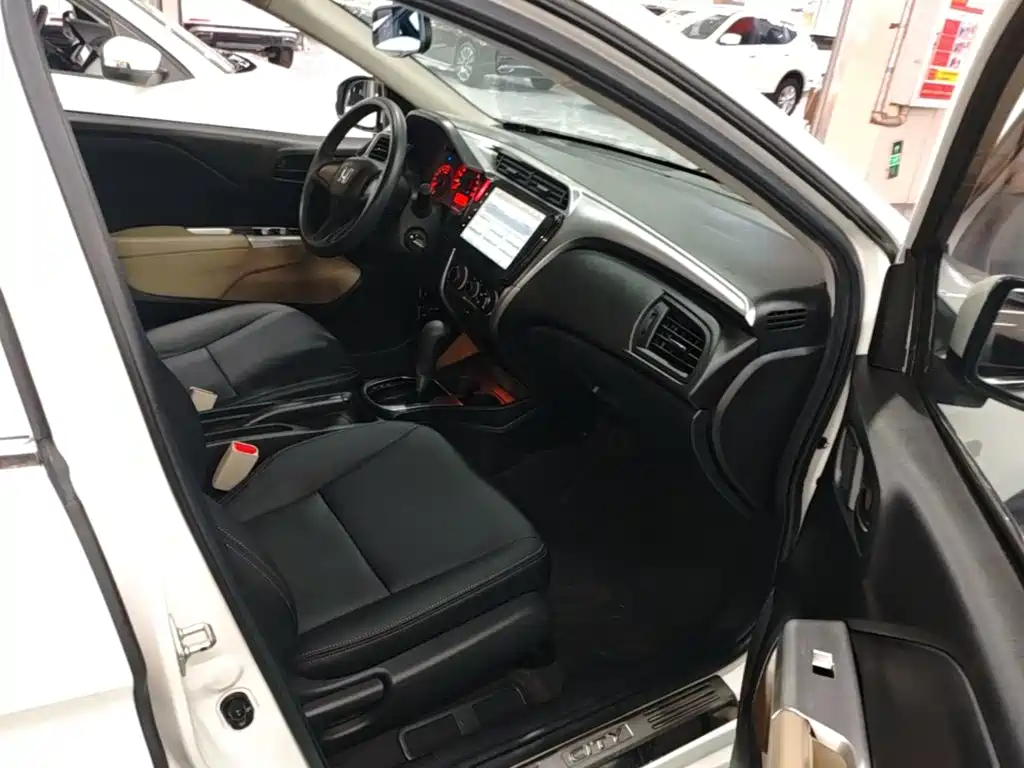 Honda City — миниатюра 25