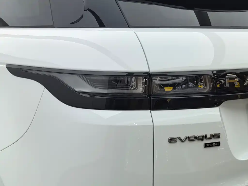 Land Rover Range Rover Evoque 2023 L 249PS Luxury