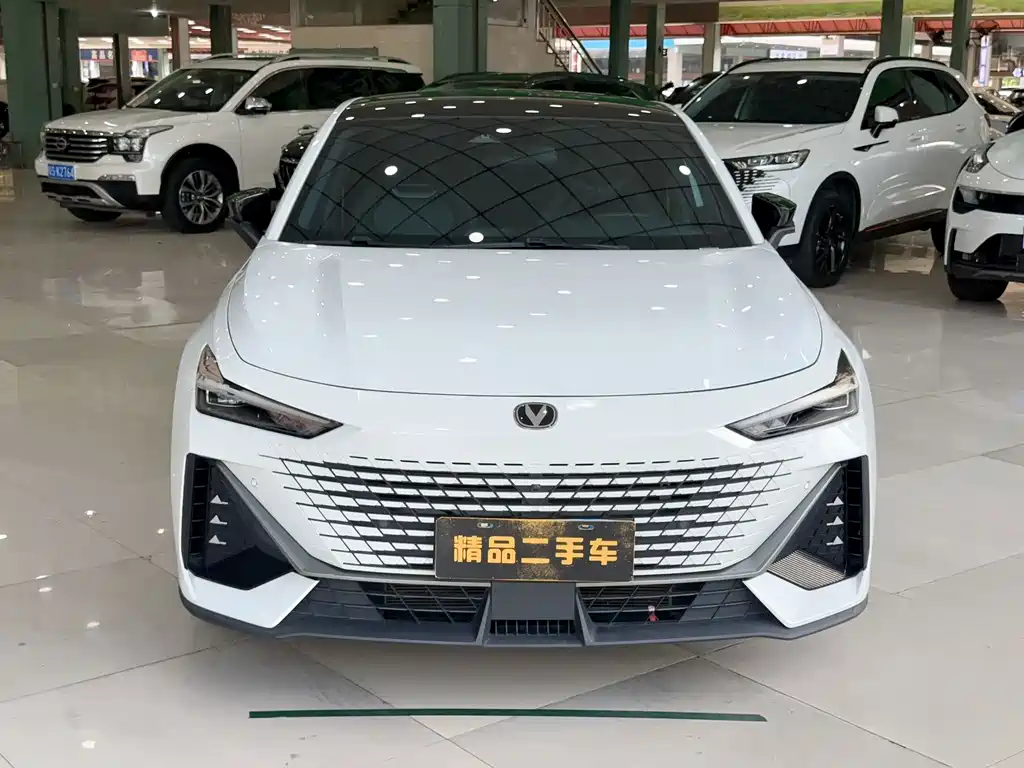 Changan UNI-V — миниатюра 2