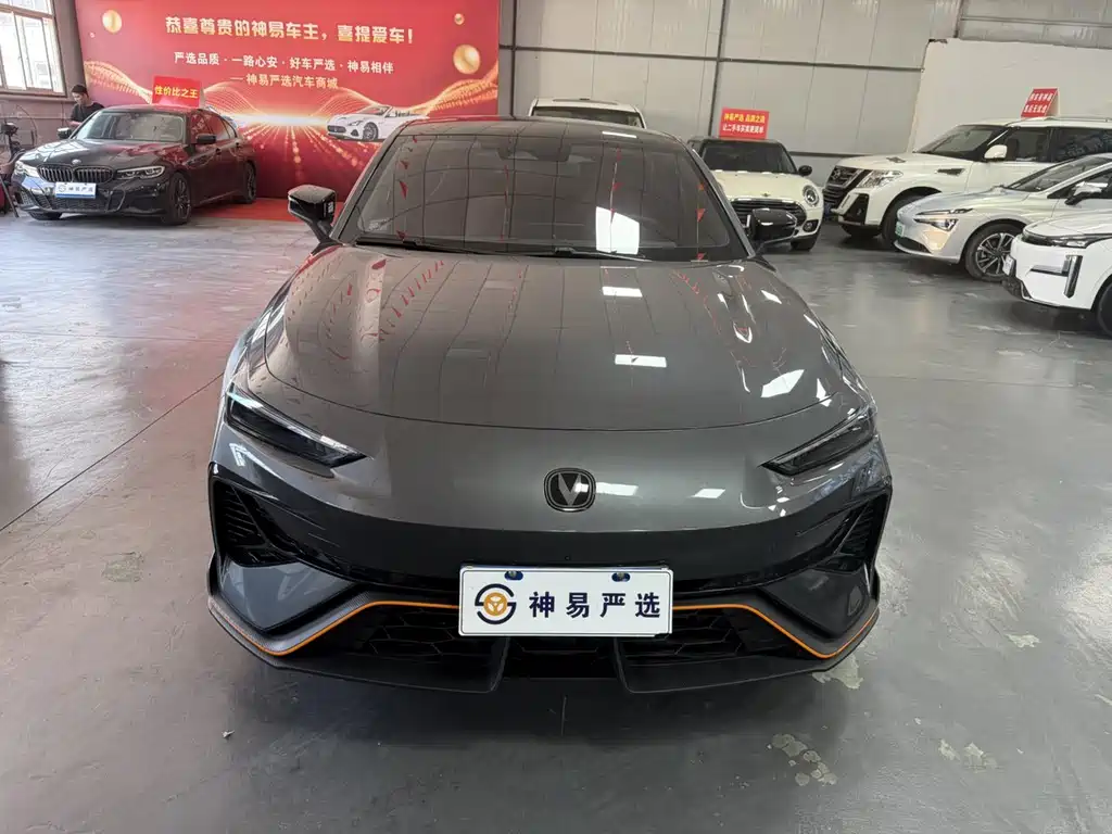 Changan UNI-V 2025 1.5T 500Bar Luxury Sport