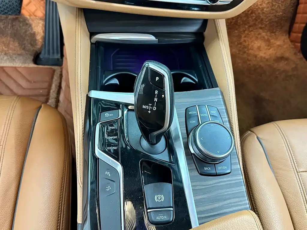 BMW 6 Series GT — миниатюра 14