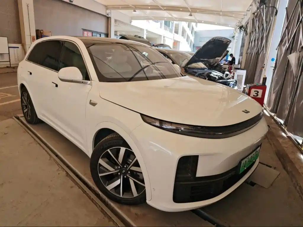 Li Auto Li L7 — миниатюра 2