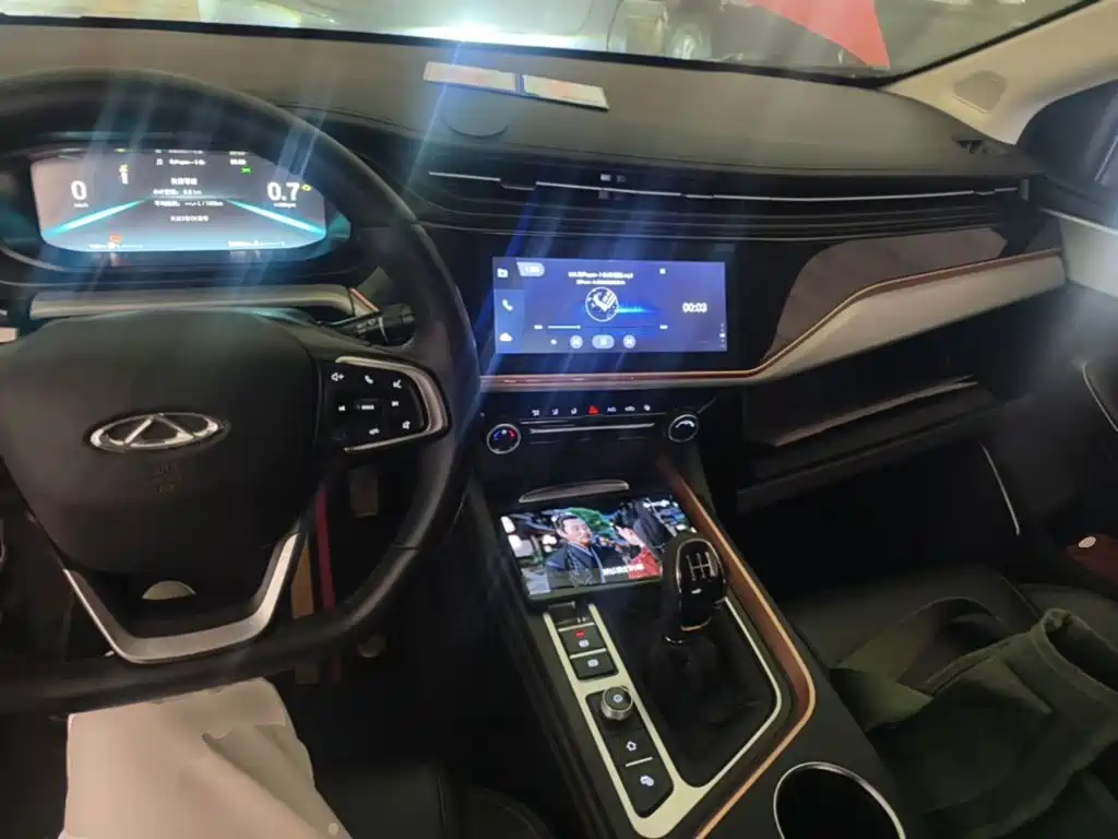 Chery Arrizo 5 PLUS — миниатюра 10