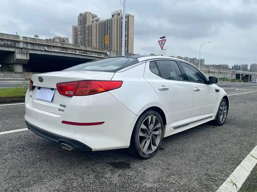 Kia K5 — миниатюра 6