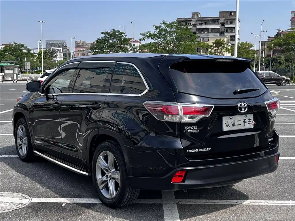 Toyota Highlander — миниатюра 19
