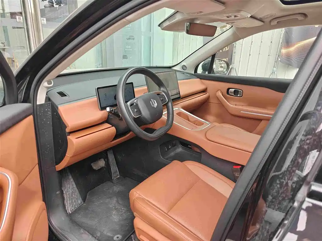 Leapmotor C16 2026 280 6 мест