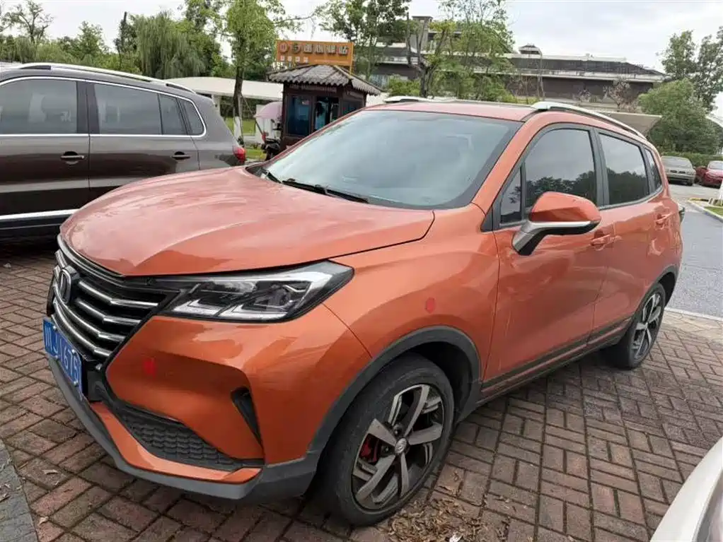 Купить Changan CS15