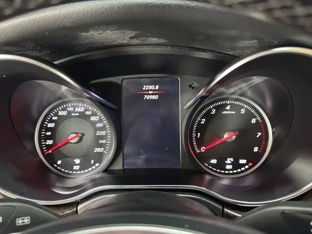 Mercedes-Benz V-Class — миниатюра 14
