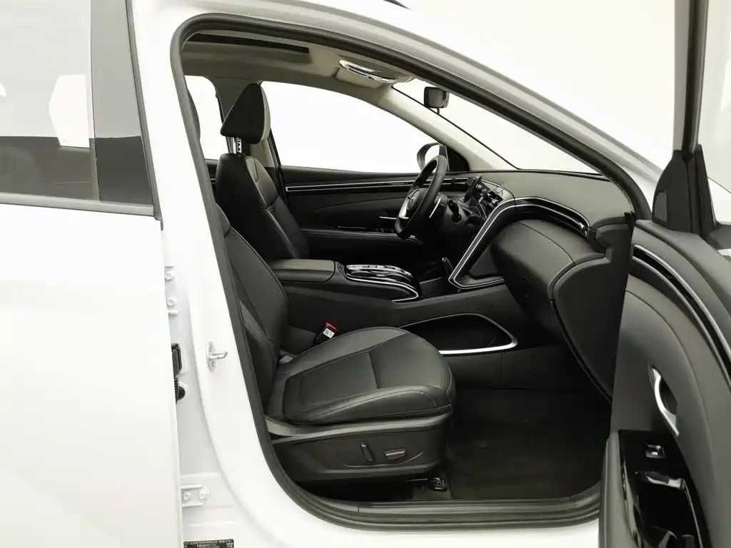 Hyundai Tucson — миниатюра 23