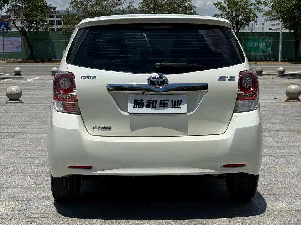 Toyota Verso — миниатюра 5