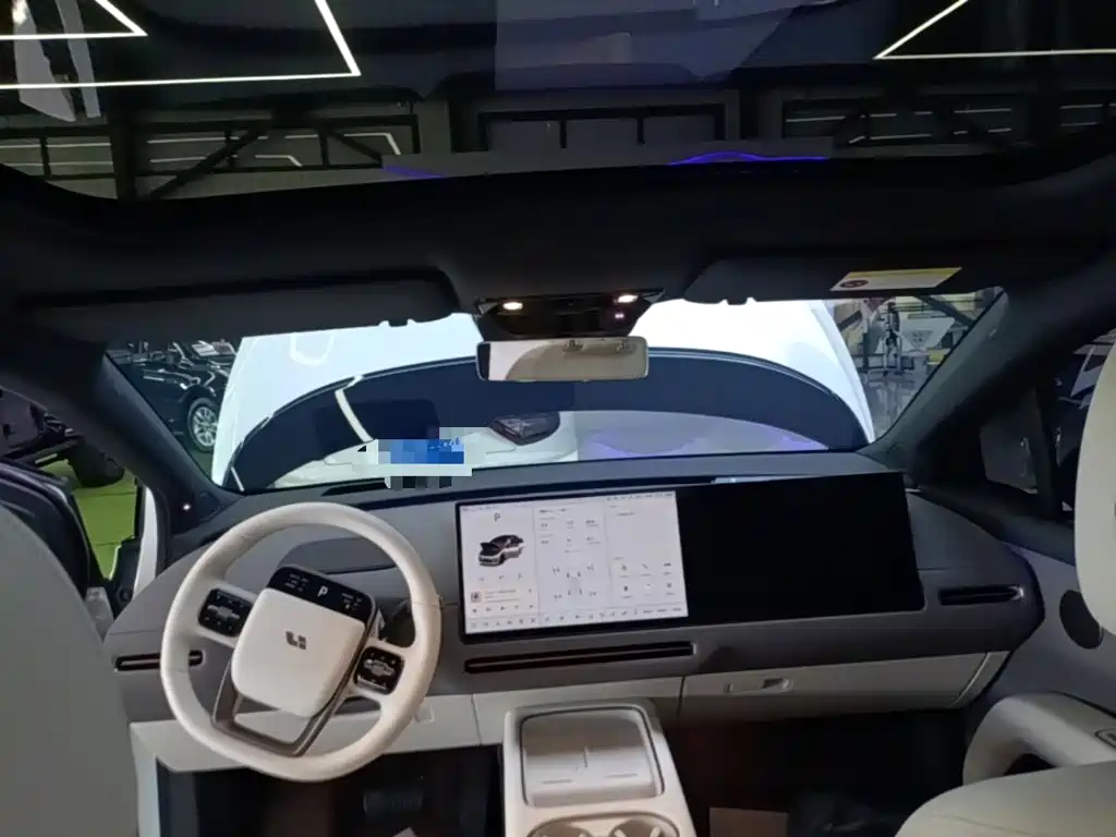 Li Auto Идеальный i6 — миниатюра 18