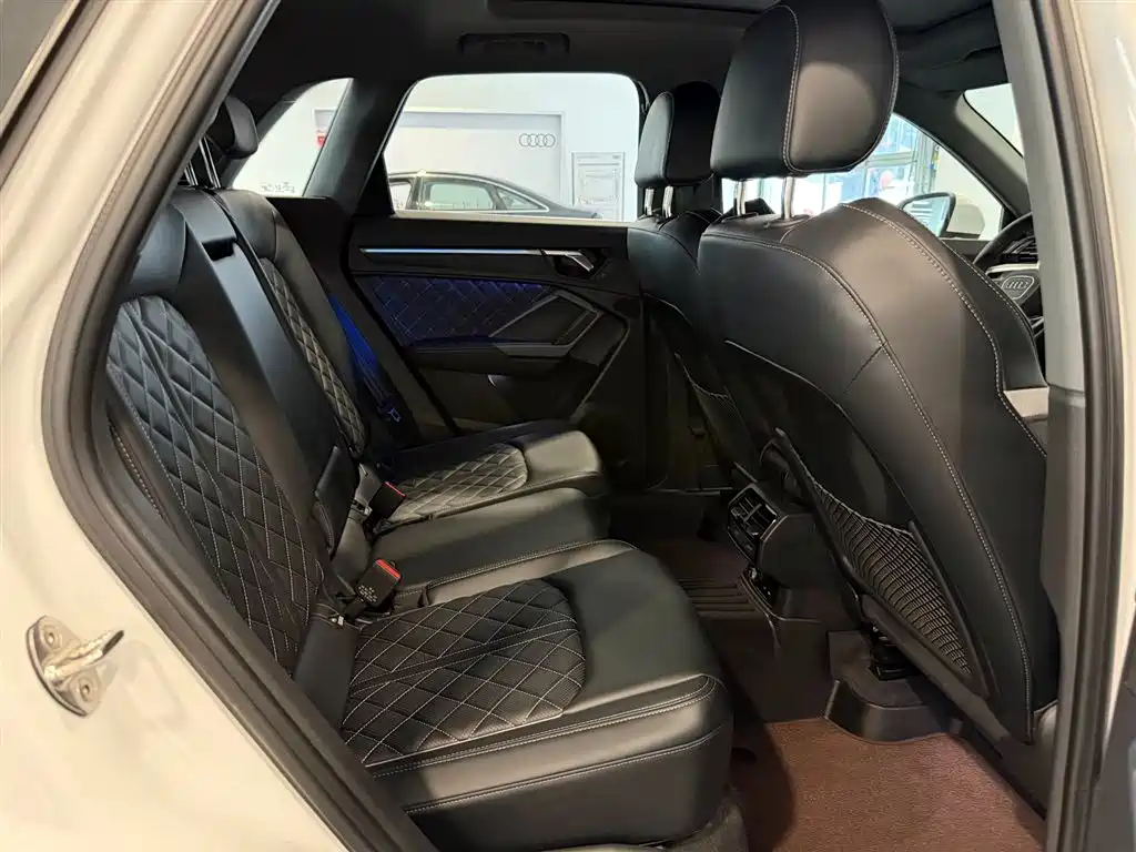 Audi Q3 — миниатюра 8