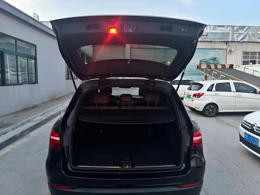 Mercedes-Benz GLC — миниатюра 17