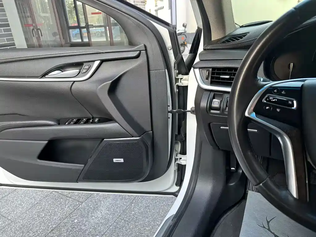 Cadillac XTS 28T Tech Type, фото 8