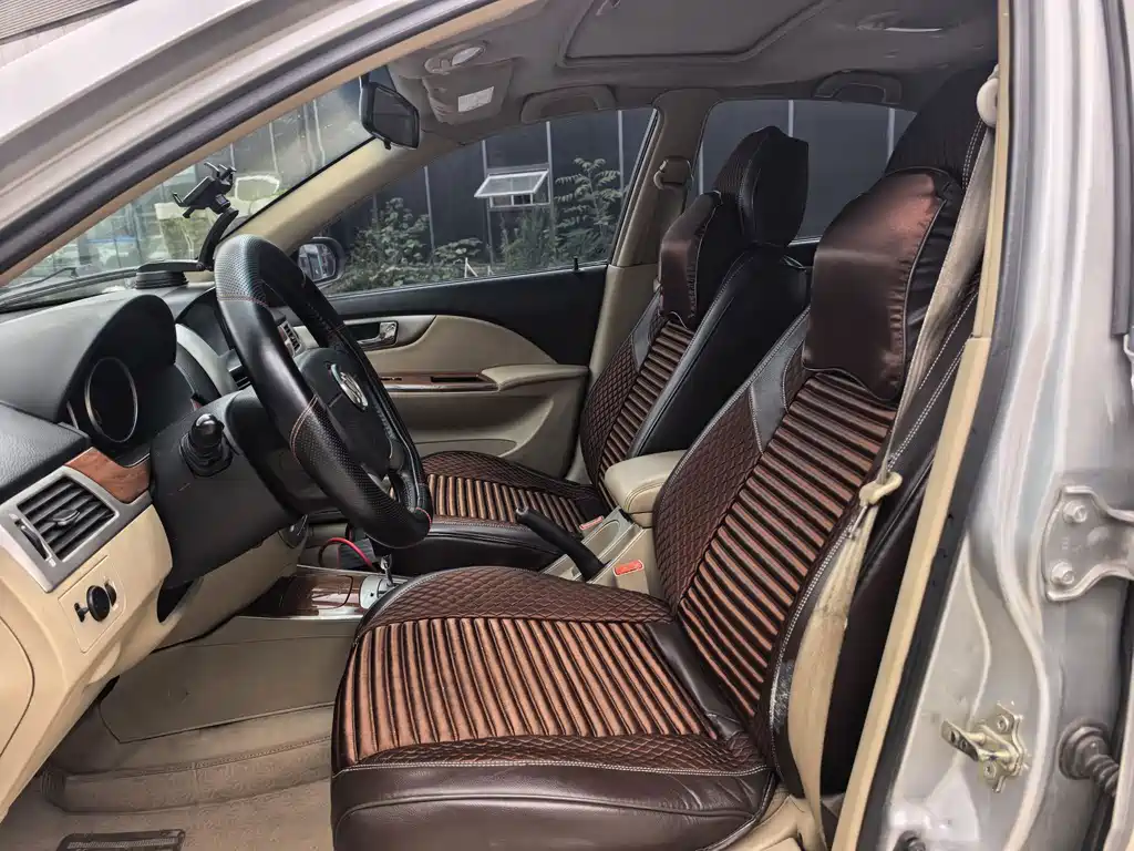 Buick Excelle — миниатюра 10