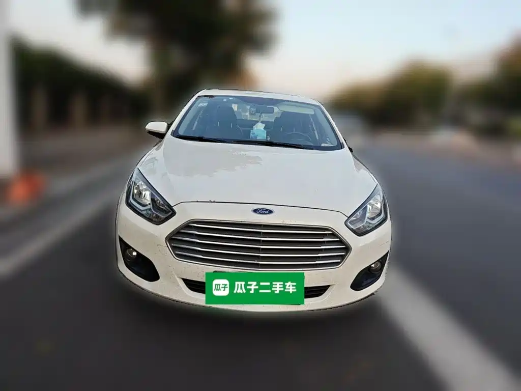 Ford Escort — миниатюра 2