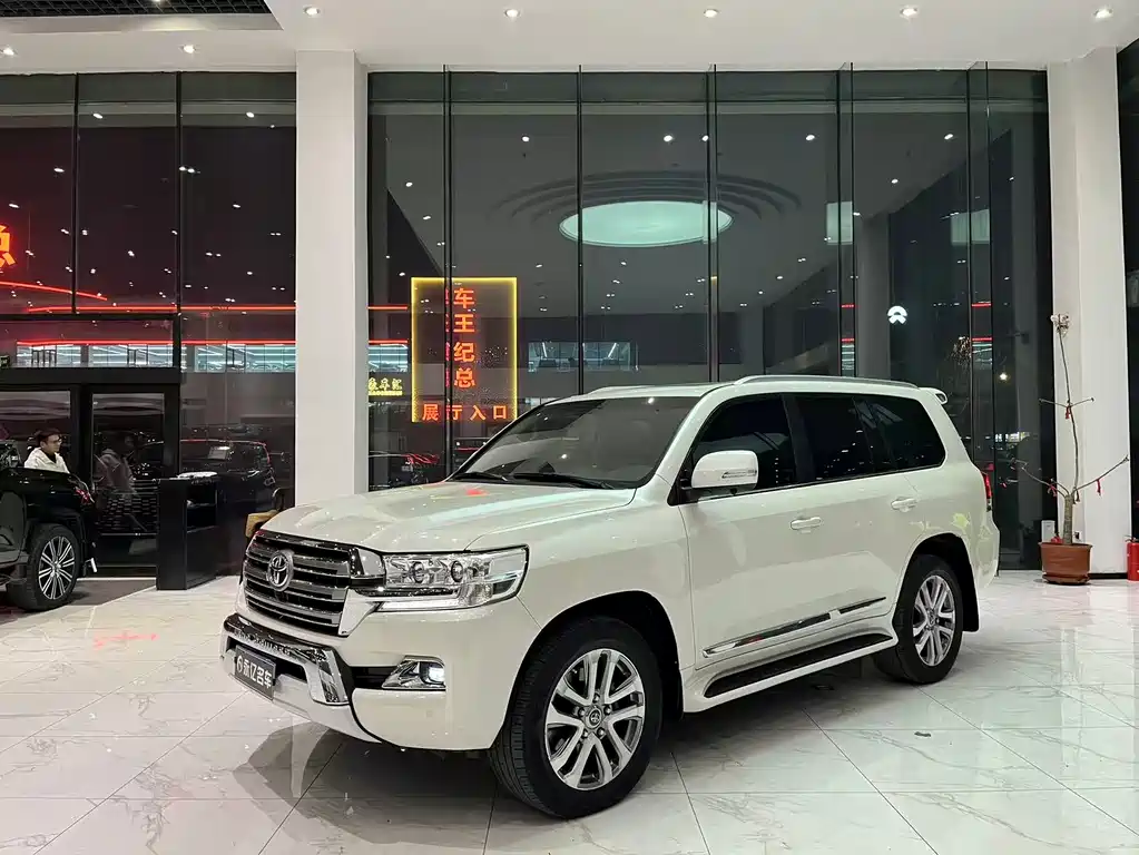 Toyota Land Cruiser 2017