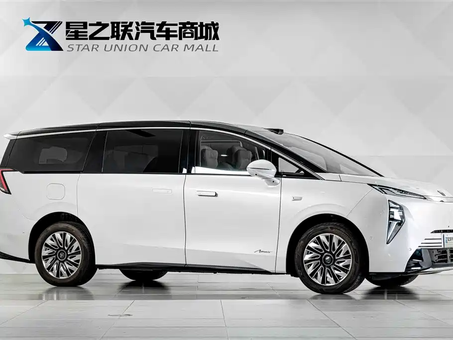 Buick Не похоже, что ты семья. — миниатюра 5