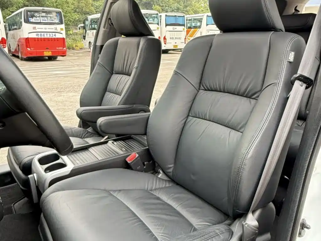 Honda Odyssey — миниатюра 8