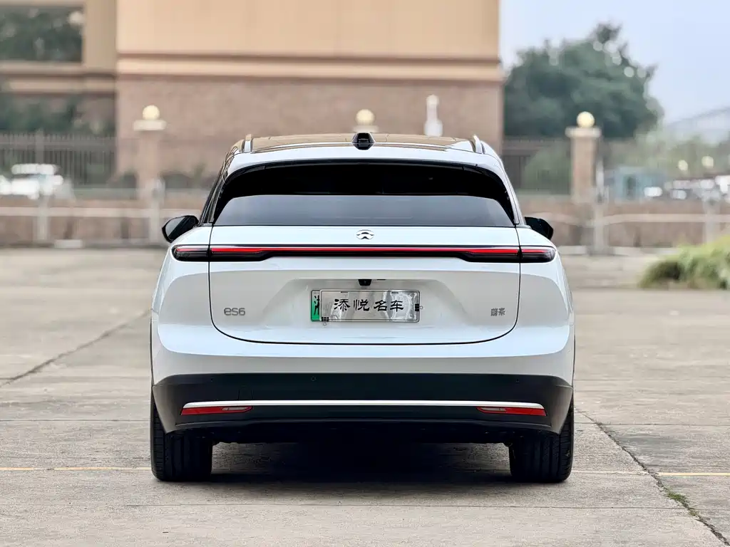 NIO ES6 — миниатюра 6