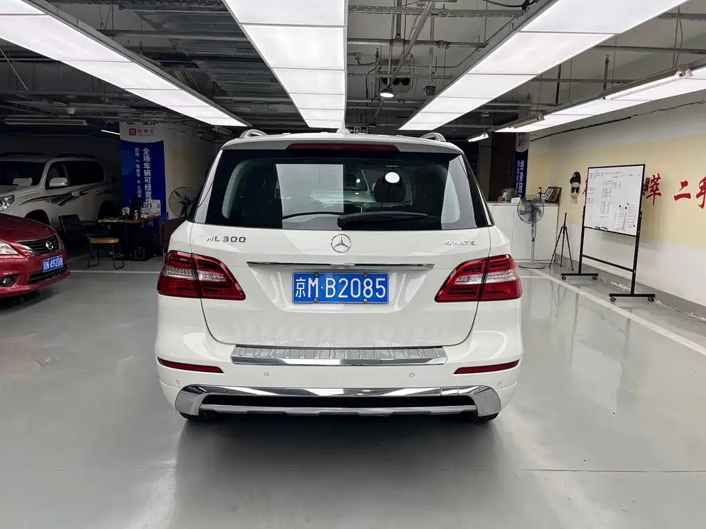 Mercedes-Benz M-Class — миниатюра 7