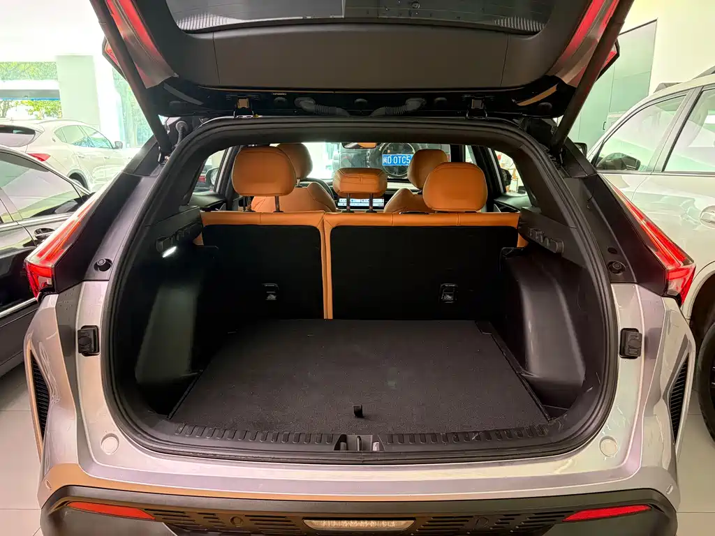 Geely Boyue — миниатюра 3