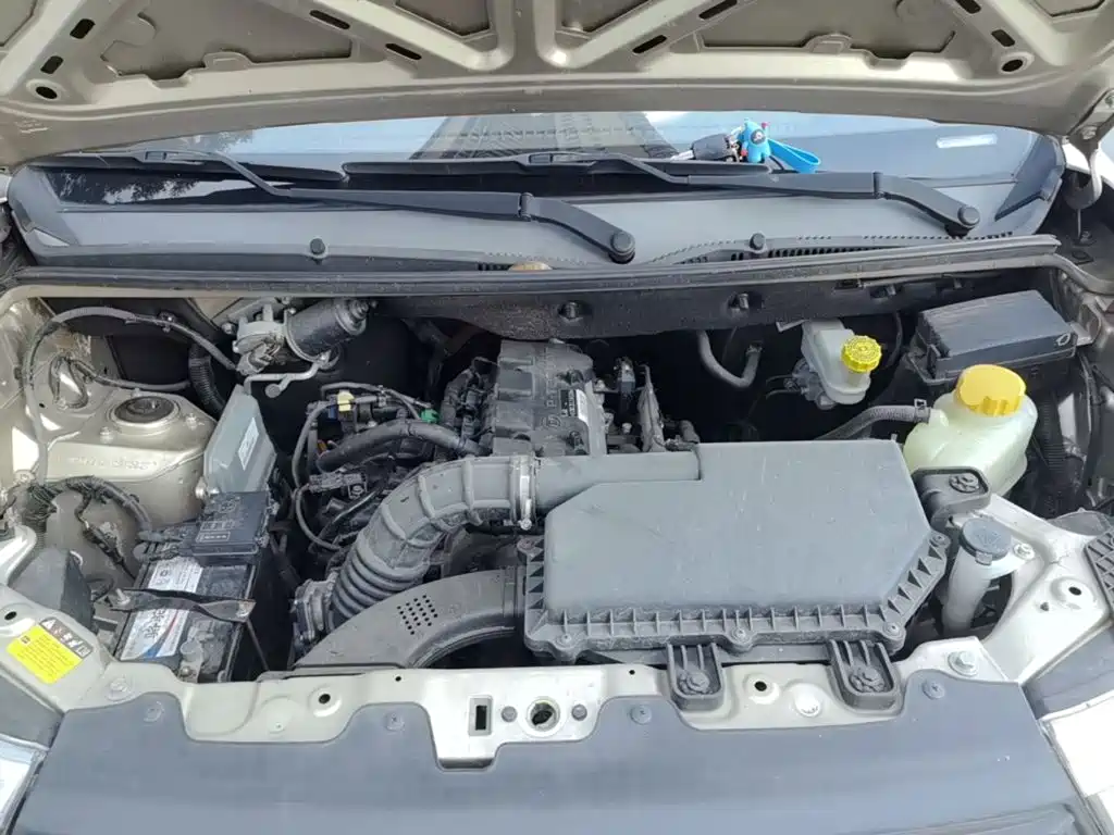 Wuling Hongguang V — миниатюра 20