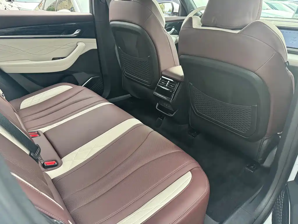 Geely Xingyue L — миниатюра 12